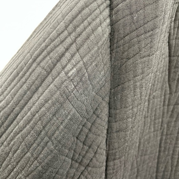 Eileen fisher silk blend textured lagenlook black open front Shacket - Picture 8 of 9